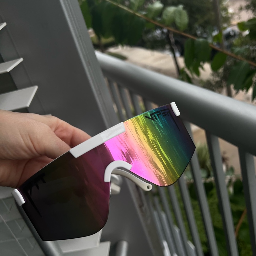 NEW Pit Viper 2000 Rainbow Mirrored Ski Sunglasses, Barbie & Ken sunglasses